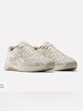 New with tags!!  Reebok Unisex NANO X5 Training Sneaker
